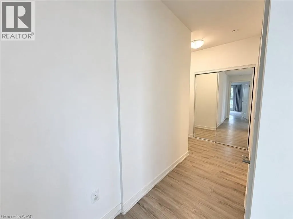 251 NORTHFIELD Drive E Unit# 212 #212