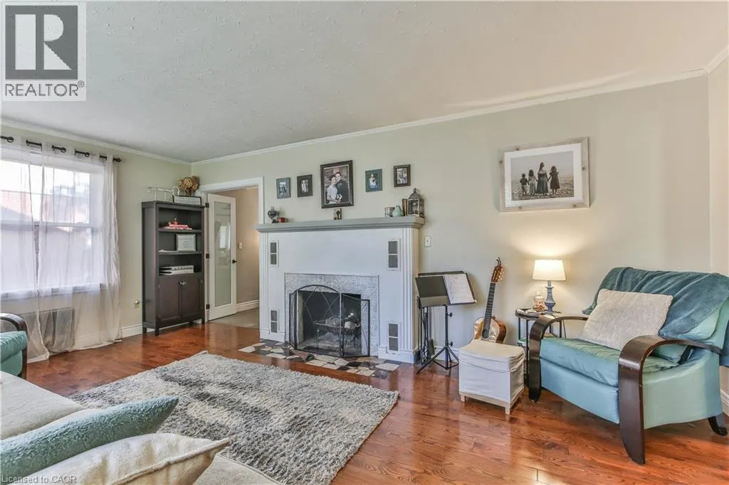 66 LISGAR Avenue