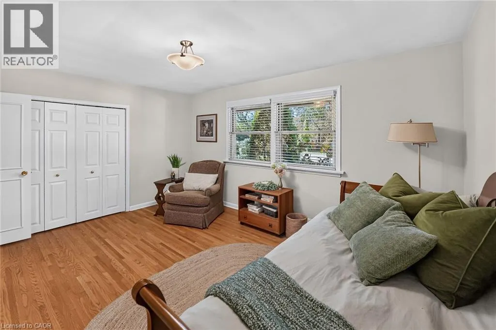 12 BAKER Road N