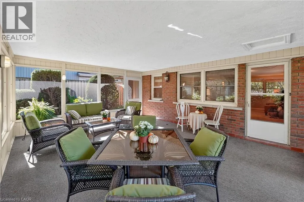 12 BAKER Road N