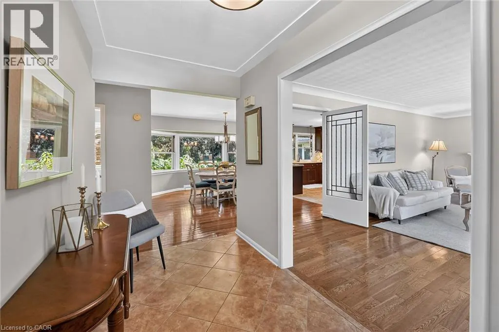 12 BAKER Road N