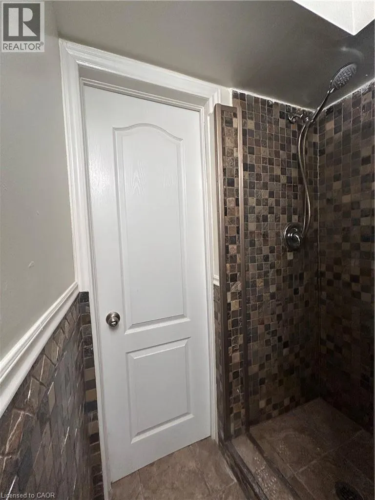 3 BALMORAL Avenue S Unit# 1A #1A