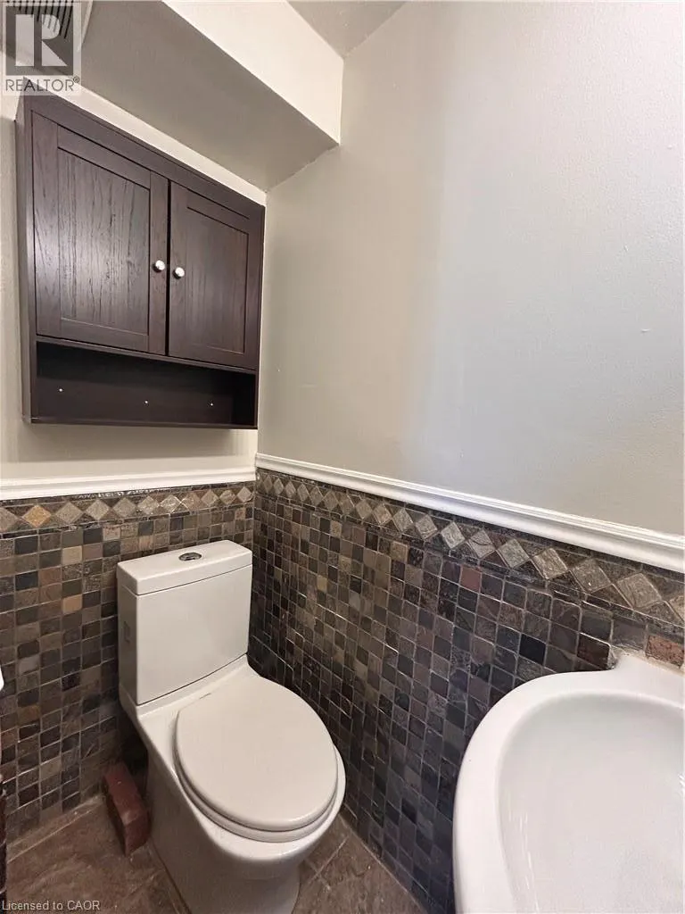 3 BALMORAL Avenue S Unit# 1A #1A