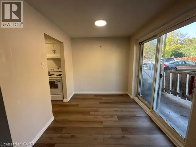 236 LOUISA Street Unit# 3B #3B