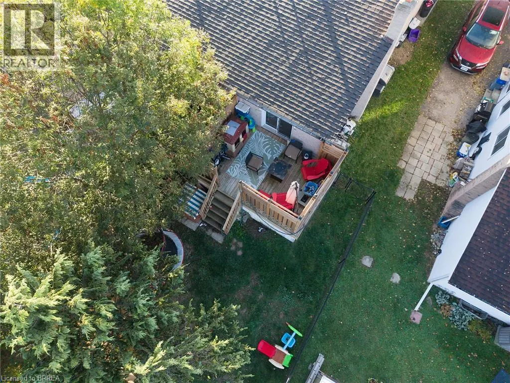 121 ASHGROVE Avenue