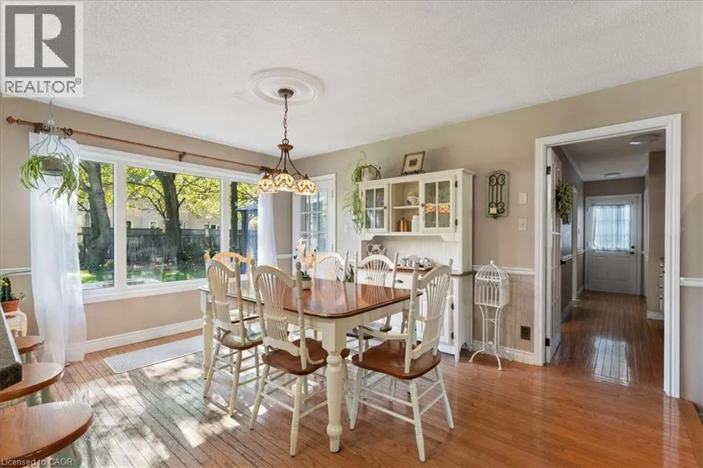 260 CORNWALLIS Road