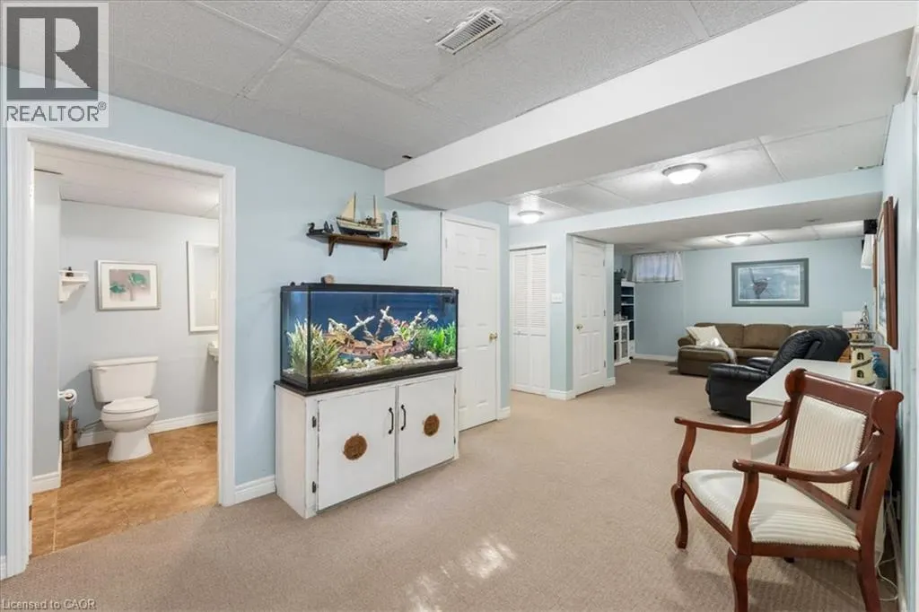 260 CORNWALLIS Road