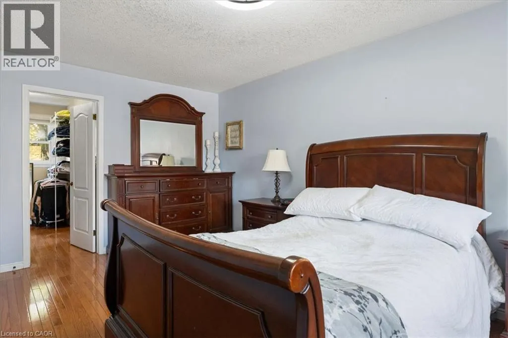 260 CORNWALLIS Road