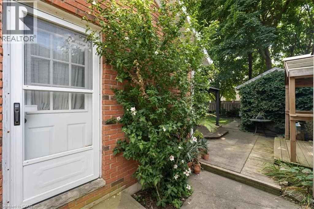 260 CORNWALLIS Road