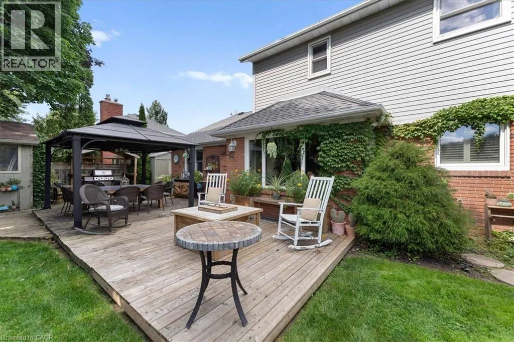 260 CORNWALLIS Road