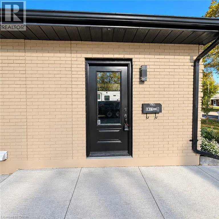 69 TUPPER Crescent Unit# Lower #Lower