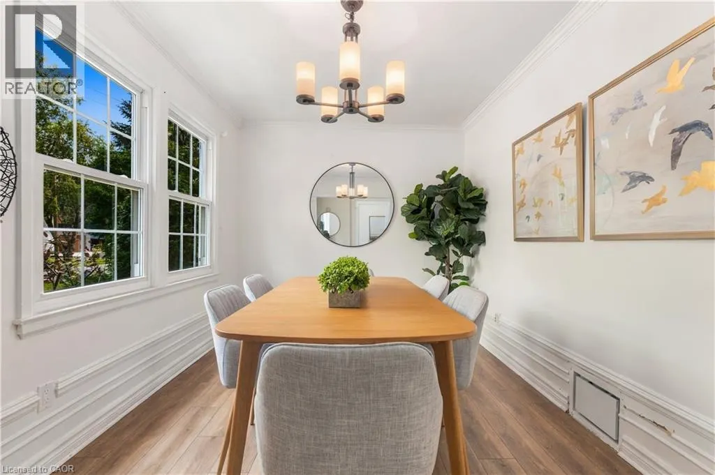 40 VALLEYVIEW Drive