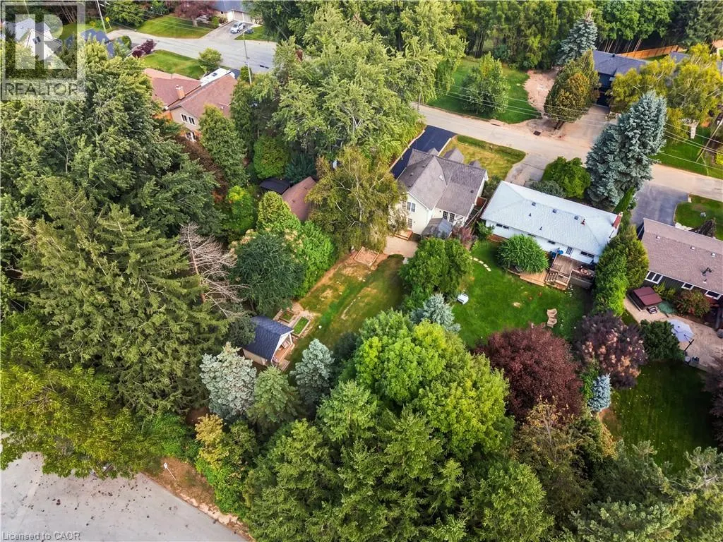 40 VALLEYVIEW Drive