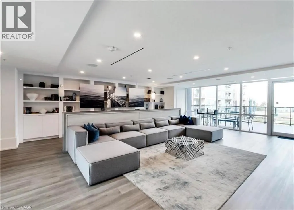 16 CONCORD Place Unit# 421 #421