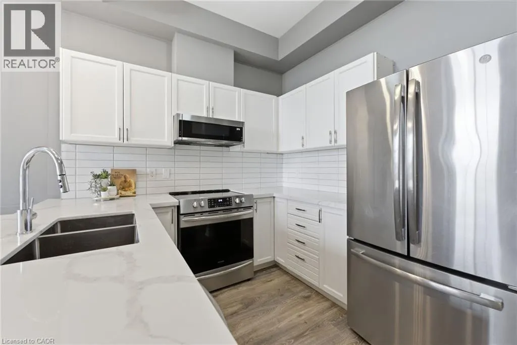 262 DUNDAS Street E Unit# 322 #322