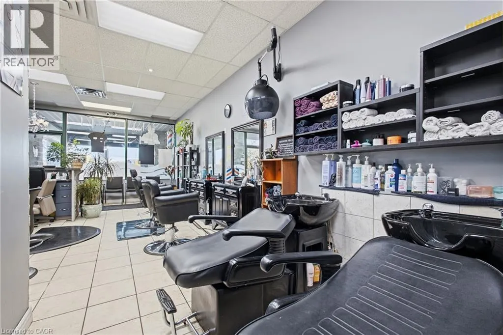 725 OTTAWA Street S Unit# 106 #106