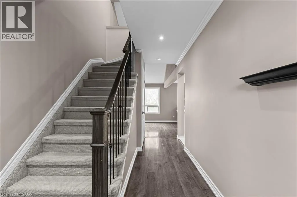 12 LANKIN Boulevard Unit# 12 #12