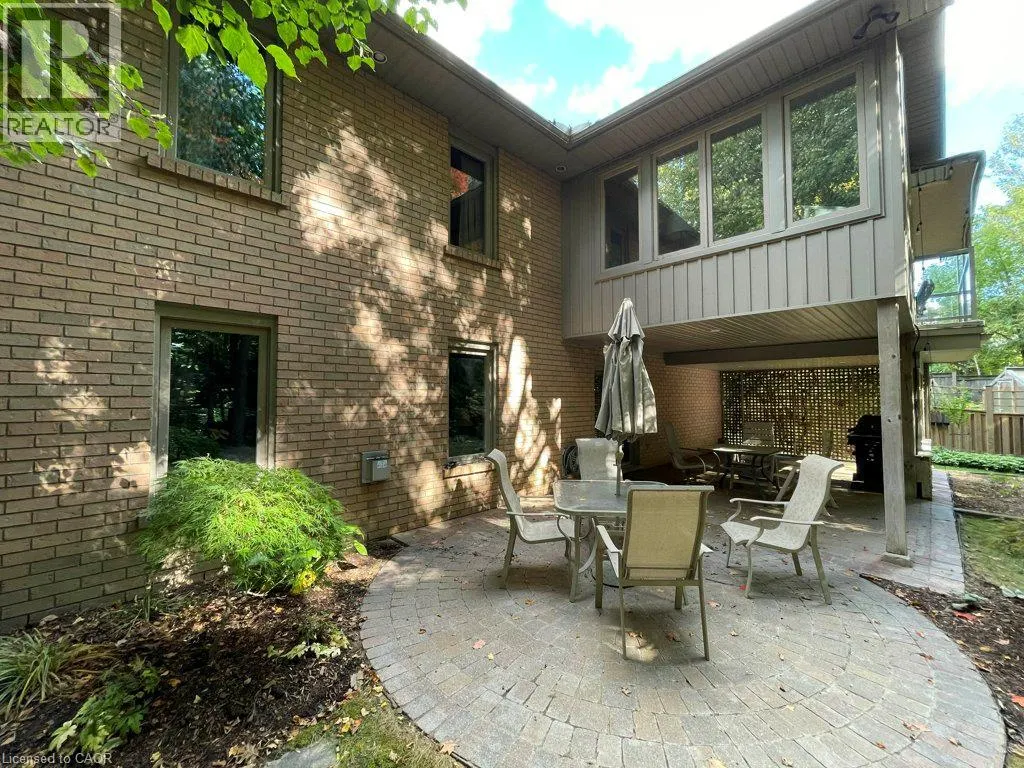 19 KILBIRNIE Court