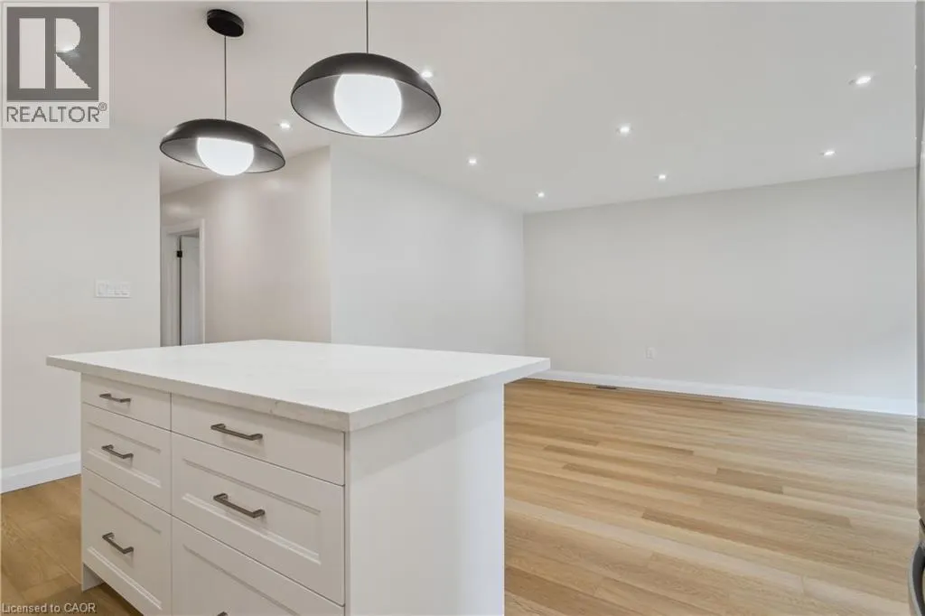 121 TOBY Crescent Unit# Main #Main