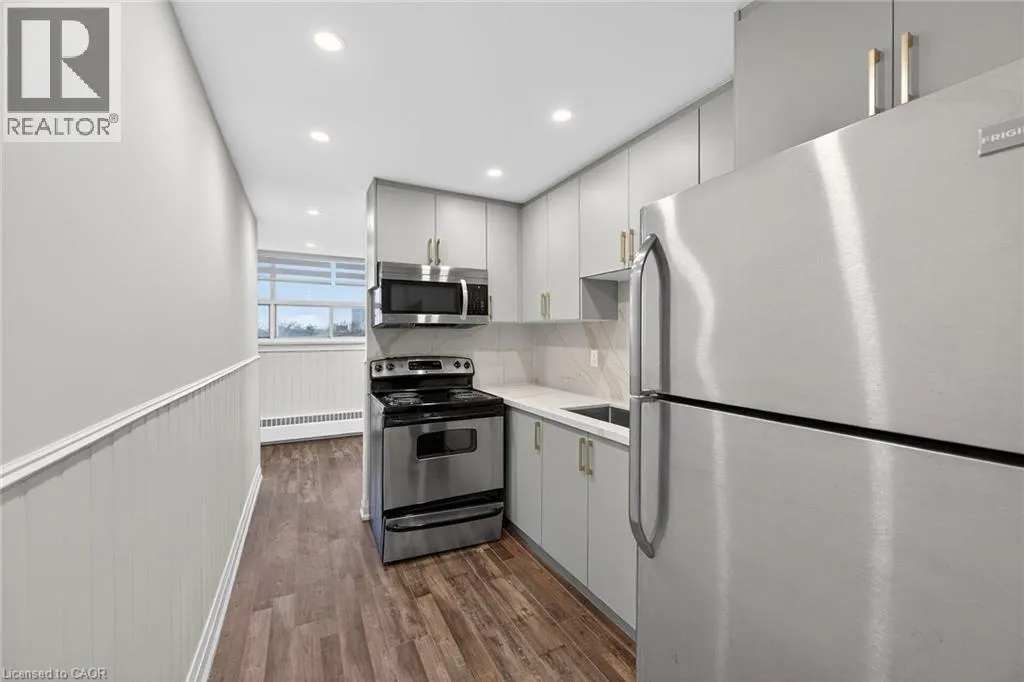 212 KERR Street Unit# 702 #702