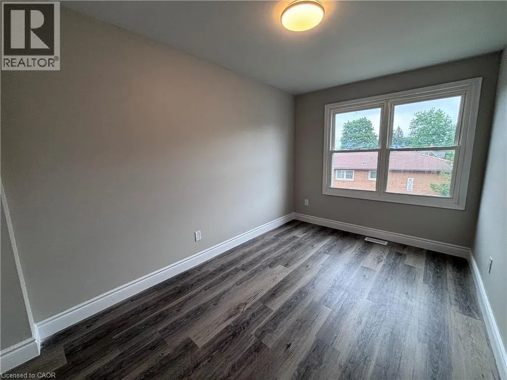 153 W LIMERIDGE Road W Unit# 4 #4