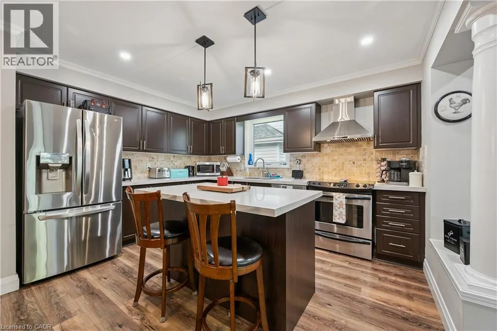 7 KROEGER Crescent