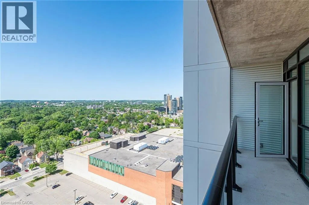 60 CHARLES Street W Unit# 1806 #1806