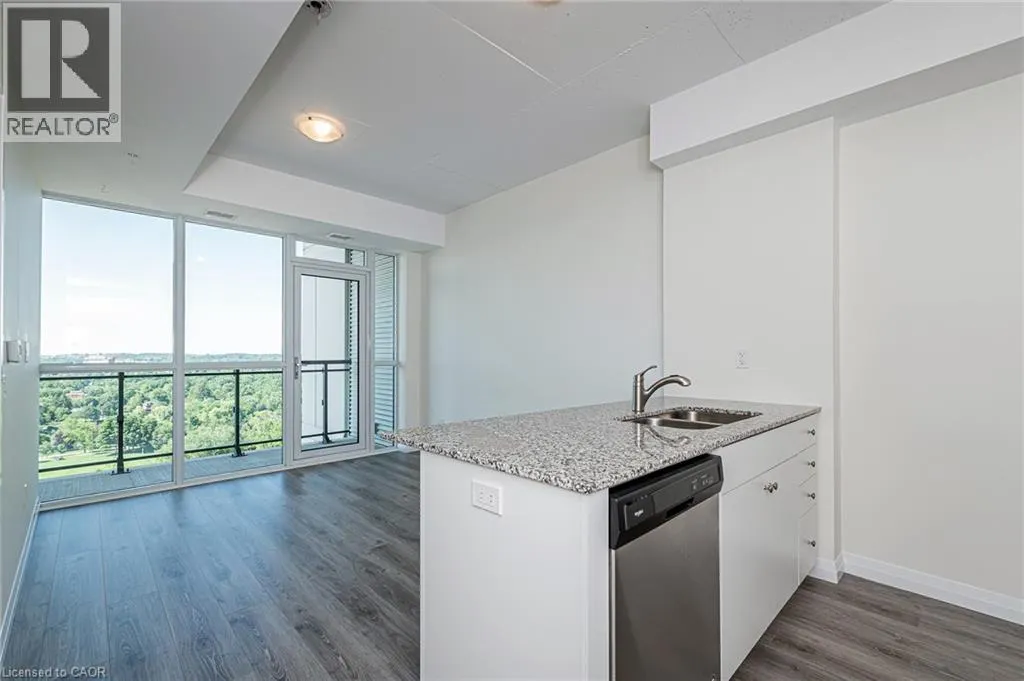 60 CHARLES Street W Unit# 1806 #1806
