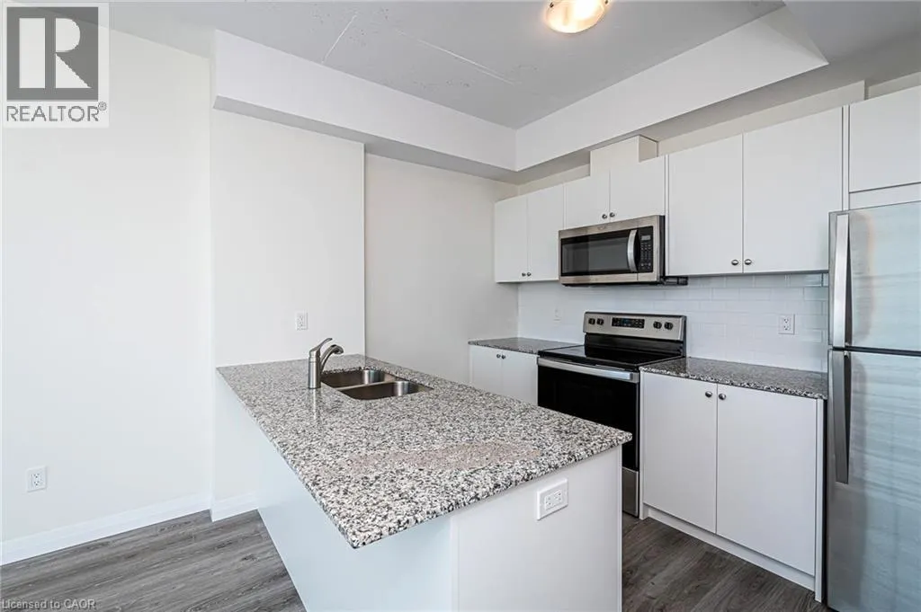 60 CHARLES Street W Unit# 1806 #1806