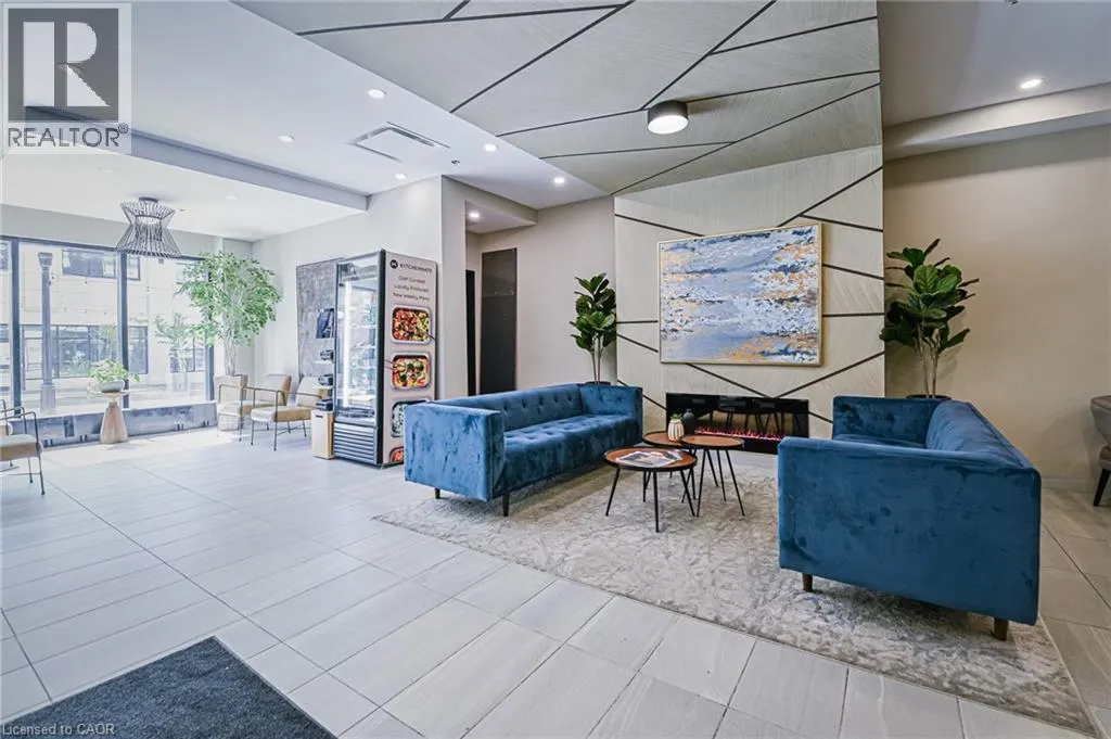 60 CHARLES Street W Unit# 1806 #1806
