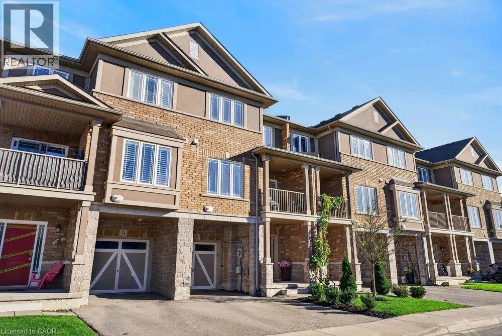 9 BLOOM Crescent