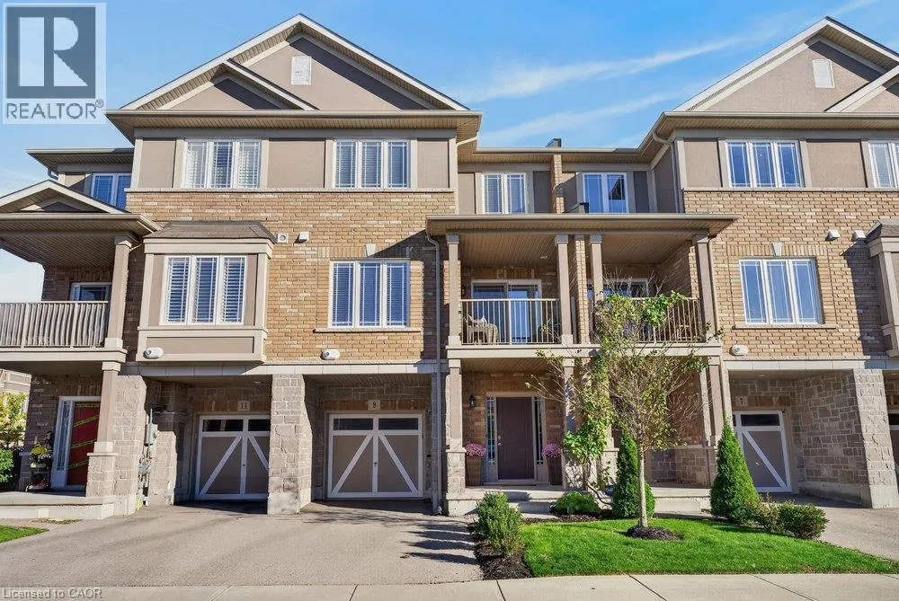 9 BLOOM Crescent