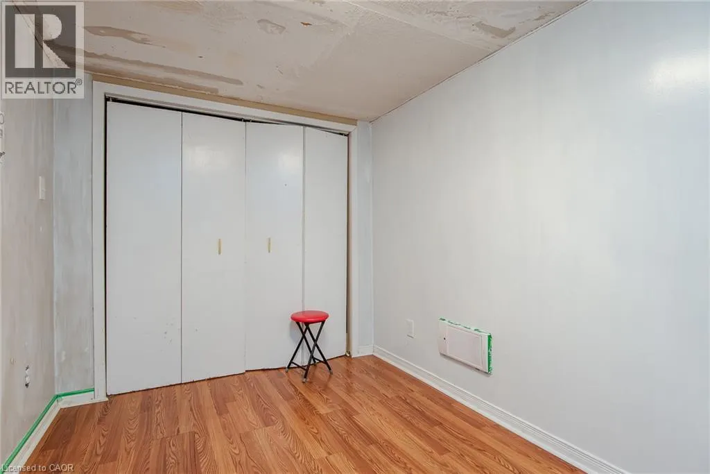 304 BLUEVALE Street N Unit# C #C