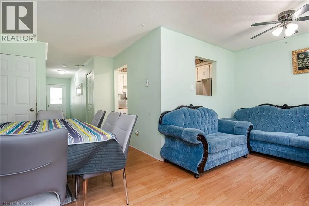304 BLUEVALE Street N Unit# C #C
