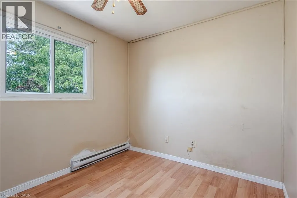 304 BLUEVALE Street N Unit# C #C