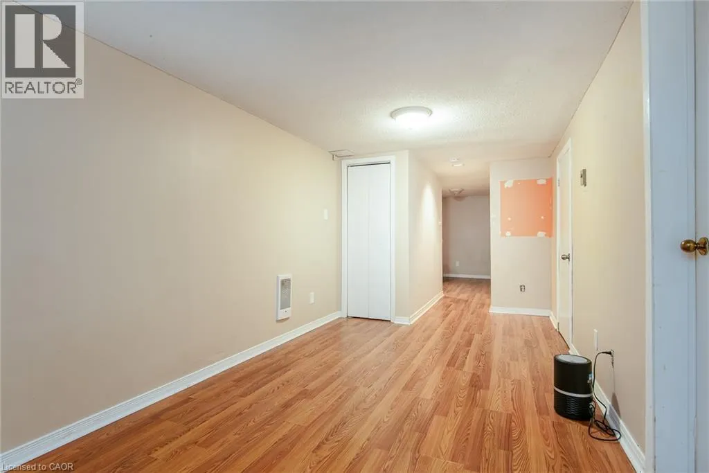304 BLUEVALE Street N Unit# C #C
