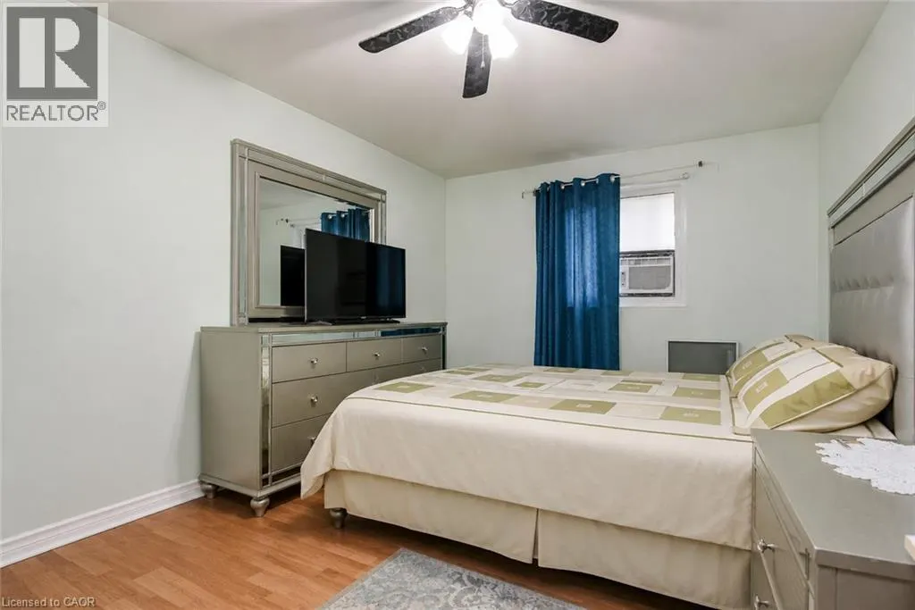 304 BLUEVALE Street N Unit# C #C