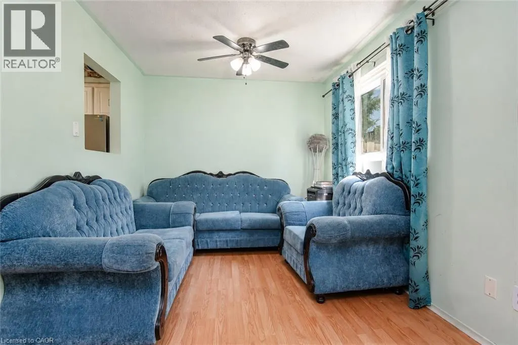 304 BLUEVALE Street N Unit# C #C