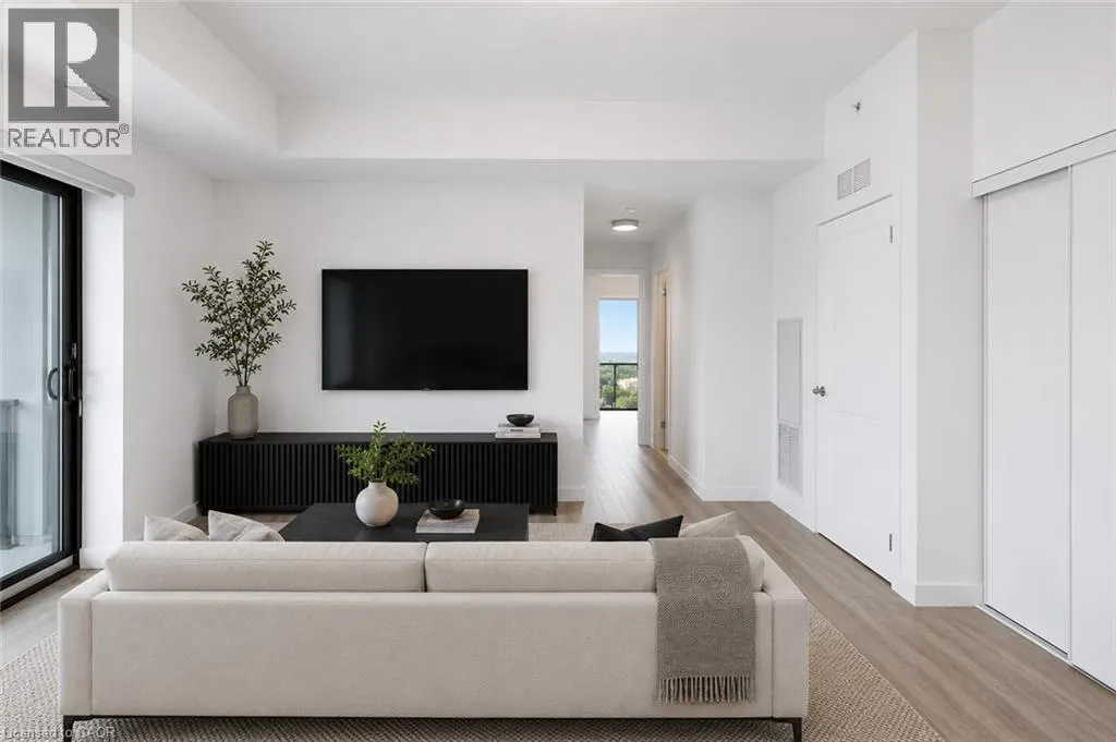15 QUEEN Street S Unit# 1302 #1302