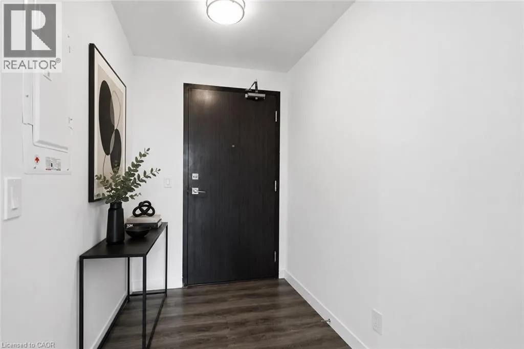 15 QUEEN Street S Unit# 1302 #1302