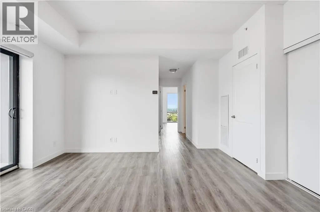 15 QUEEN Street S Unit# 1302 #1302