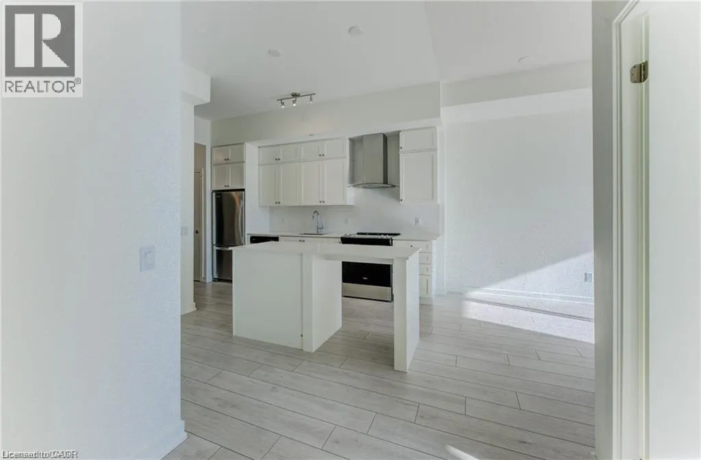 55 DUKE Street Unit# Unit #214 #Unit #214