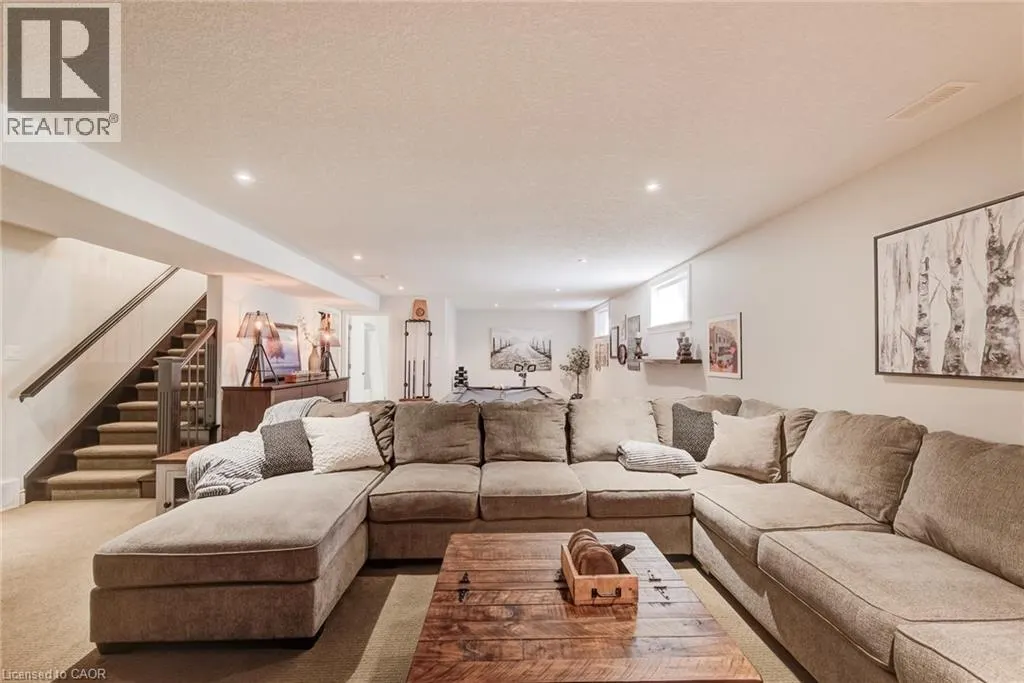 90 GERBER MEADOWS Drive