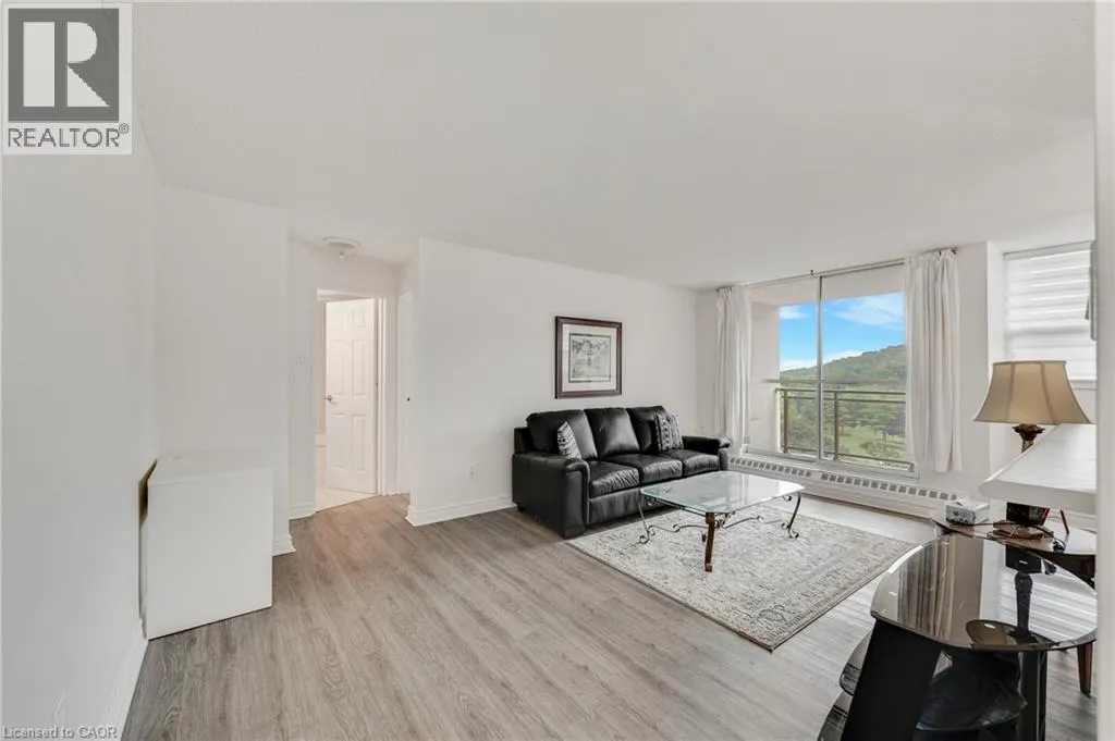 1950 MAIN Street W Unit# 802 #802