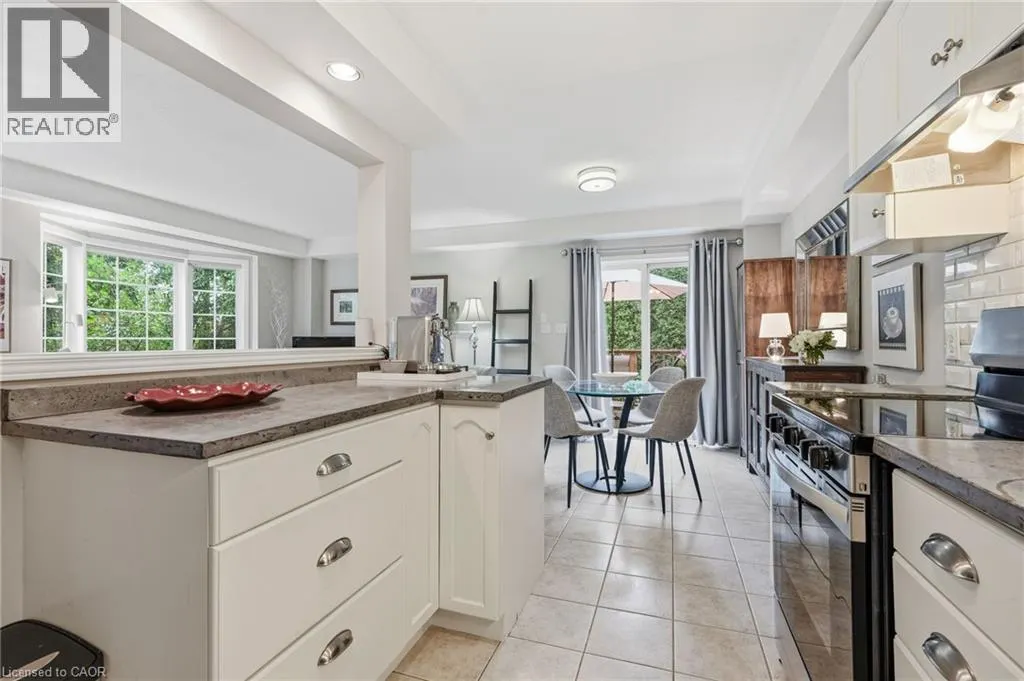 348 HIGHLAND Road W Unit# 7 #7