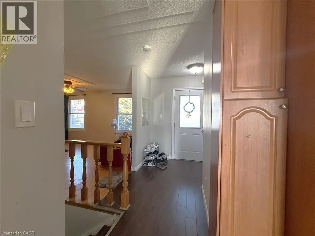42 SOUTHWOOD Court