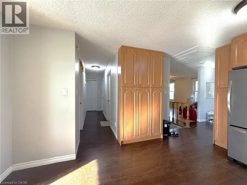 42 SOUTHWOOD Court