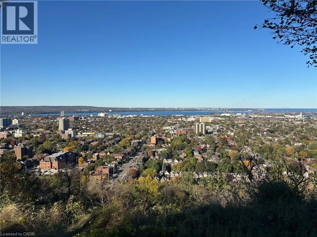 30 SUMMIT Avenue Unit# 604 #604