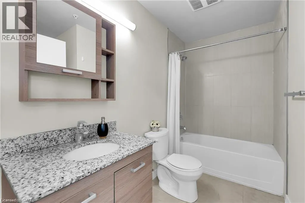 280 LESTER Street Unit# 404 #404