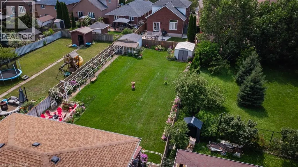 43 HENLEY Drive